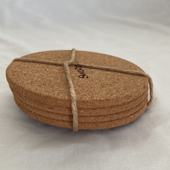 Swoozies Cork Coaster set of 4 “What Happens at The Beach Stays at The Beach NEW - Picture 12 of 13